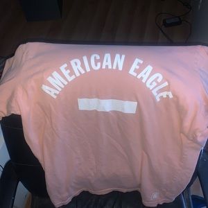 light pink American eagle t-shirt